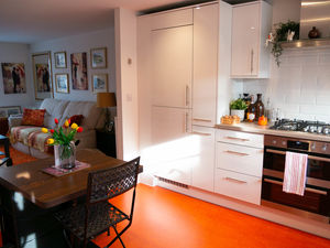 Photo 7- click for photo gallery